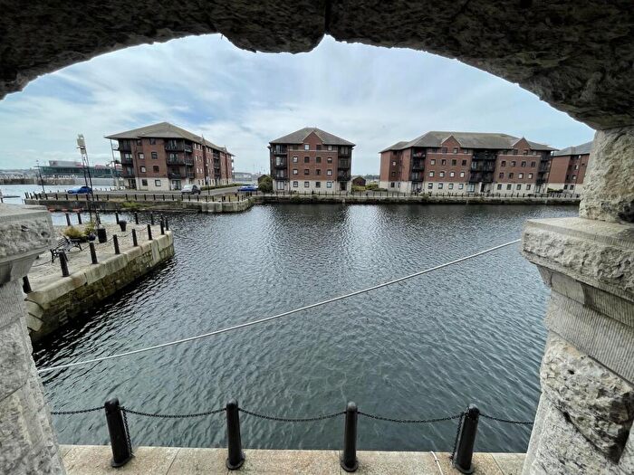 2 Bedroom Apartment To Rent In Waterloo Warehouse, L3