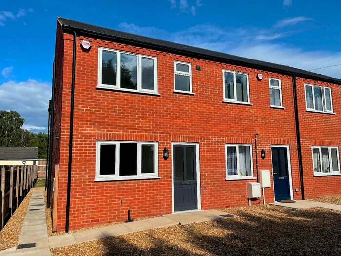 3 Bedroom Terraced House To Rent In Elm Low Road, Elm, Wisbech, PE14
