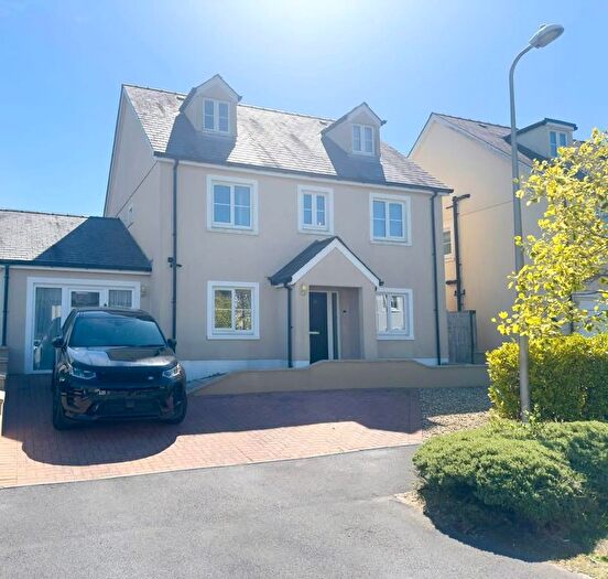 5 Bedroom Detached House For Sale In Parc Y Gelli, Foelgastell, Llanelli, SA14