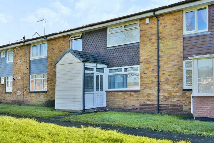 3 Bedroom Terraced House To Rent In Lingfield Avenue, Sale, Greater Manchester, M33