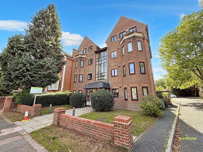 2 Bedroom Flat To Rent In Shortlands Grove, Shortlands, BR2