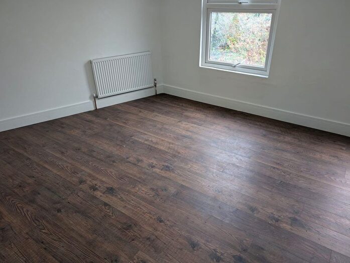 2 Bedroom Flat To Rent In Station Road, Ashford, TW15
