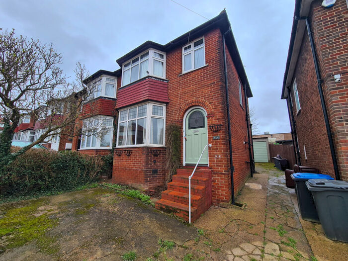 3 Bedroom Semi-Detached House To Rent In Coniston Gardens, Kingsbury, London, NW9