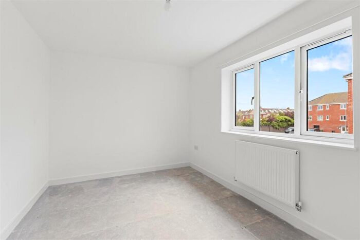 3 Bedroom Terraced House For Sale In Aldermann McGee Gardens, Great Yarmouth, NR30