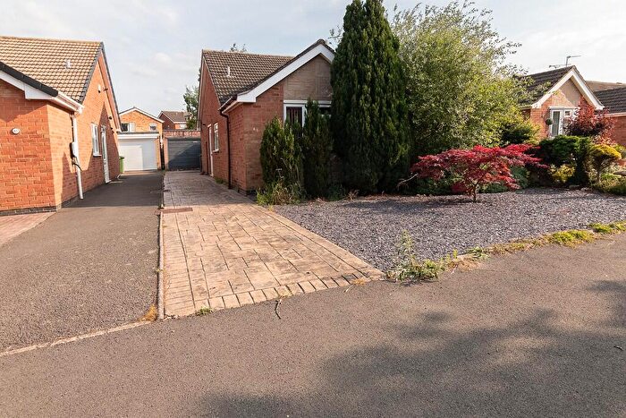 2 Bedroom Semi-Detached Bungalow For Sale In Copsewood Avenue, Nuneaton, Warwickshire, CV11