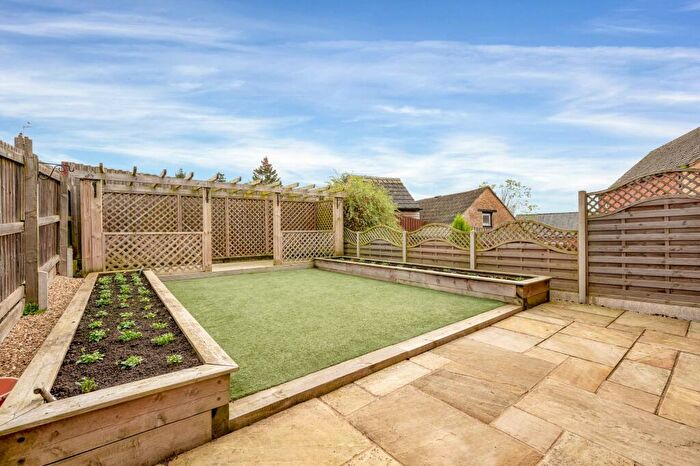 3 Bedroom Semi-Detached House For Sale In Hillside Gardens, Wittering, Stamford, PE8