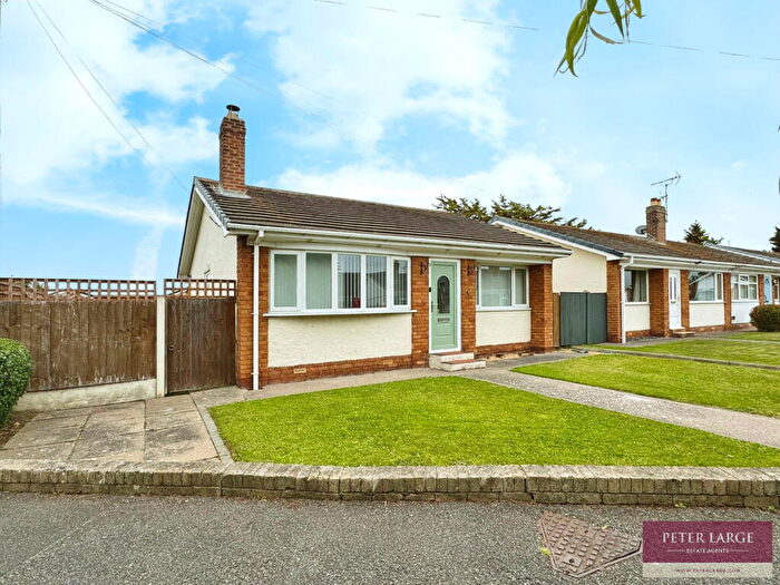 2 Bedroom Detached Bungalow For Sale In Pinetree Walk, Rhyl, LL18