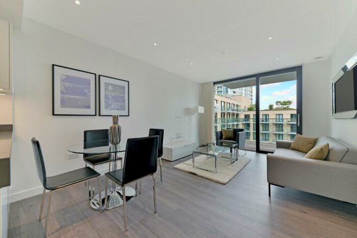 1 Bedroom Flat To Rent In Goodman's Fields, Chaucer Gardens, Aldgate, London, E1