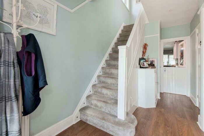 4 Bedroom Detached House For Sale In Margam Avenue, Southampton, SO19
