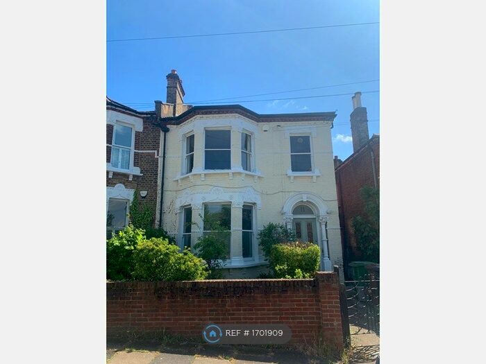 1 Bedroom Flat To Rent In Aylward Road, London, SE23