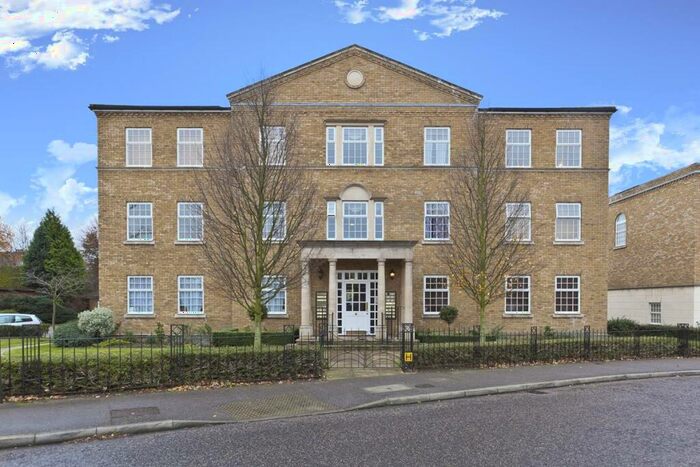 2 Bedroom Apartment To Rent In Grosvenor Gate, Chadwick Place, KT6