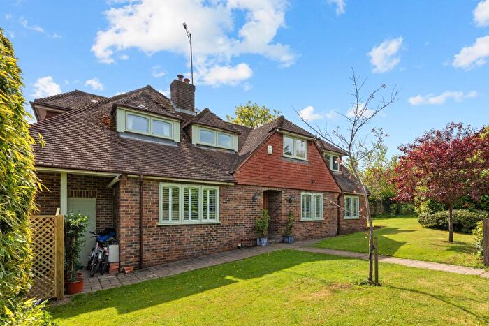 4 Bedroom Link Detached House For Sale In Newhaven Road, Kingston, Lewes, East Sussex, BN7