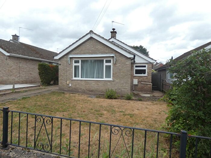 2 Bedroom Detached Bungalow For Sale In Park View, Thetford, IP24