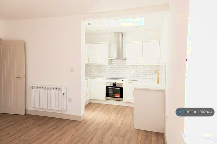 1 Bedroom Flat To Rent In Great King Street, Macclesfield, SK11