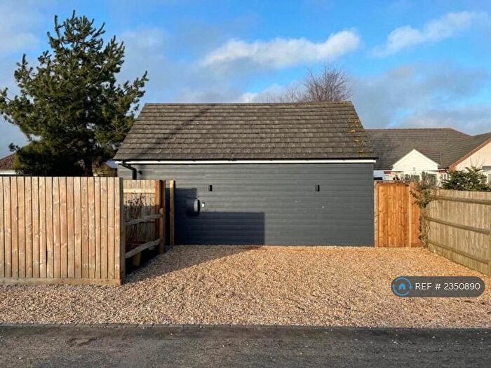 1 Bedroom Bungalow To Rent In The Gatehouse, Bersted, PO21