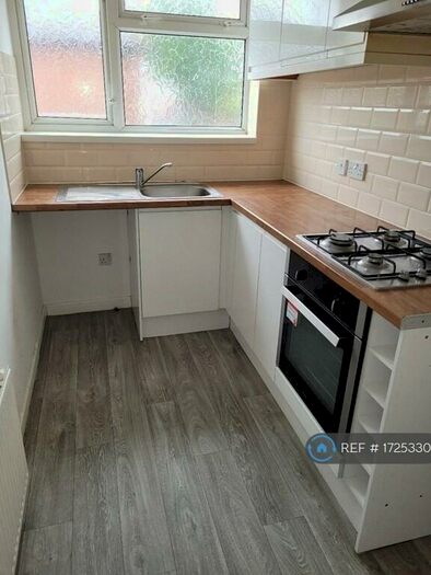 4 Bedroom Flat To Rent In Church Lane, West Bromwich, B71