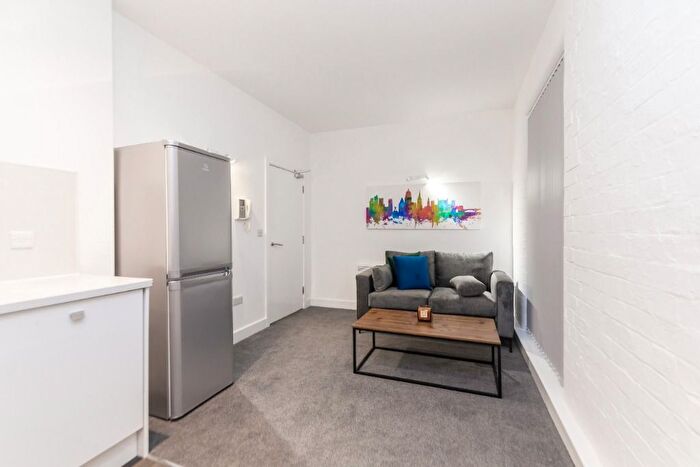 1 Bedroom Flat To Rent In Hartley Road, Nottingham, Nottinghamshire, NG7