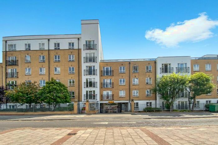 2 Bedroom Apartment To Rent In Granite Apartments Windmill Lane, Stratford, E15