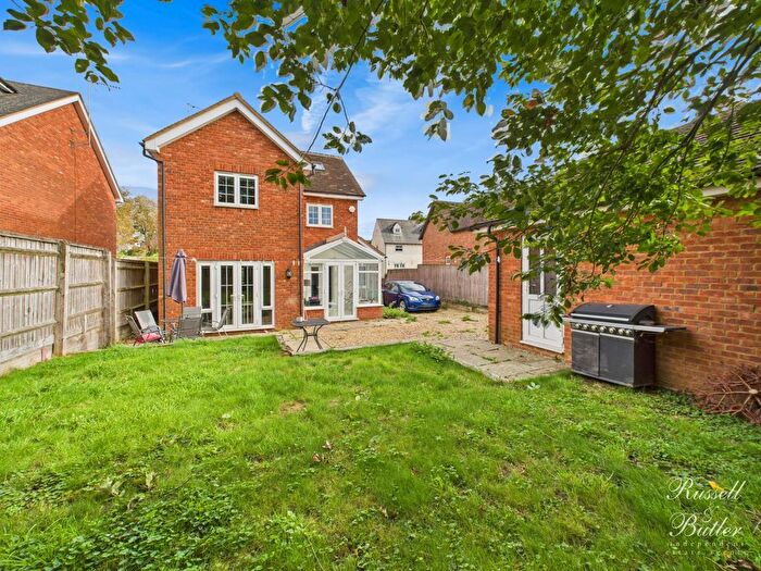 4 Bedroom Detached House For Sale In Duke Lake, Maids Moreton, MK18