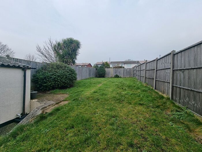 3 Bedroom End Of Terrace House For Sale In Mousehole Road, Paulsgrove, Portsmouth, PO6