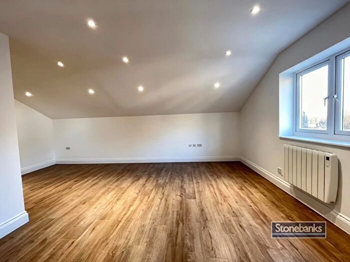 Studio To Rent In Windsor Street, Uxbridge, UB8