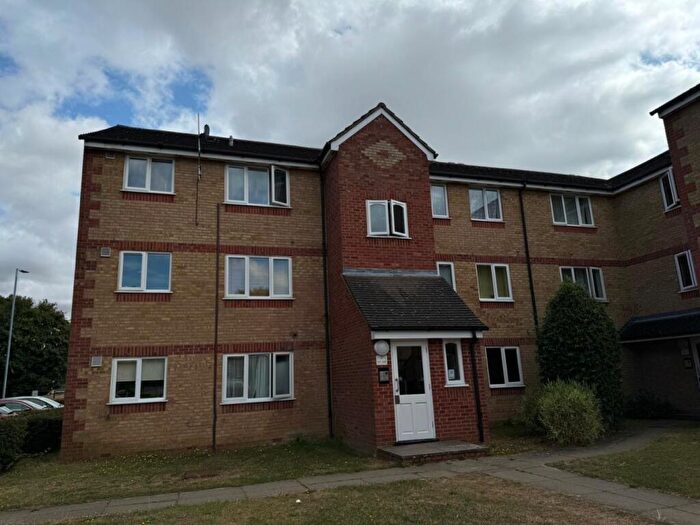 1 Bedroom Flat To Rent In Prestatyn Close, Stevenage, Hertfordshire, SG1