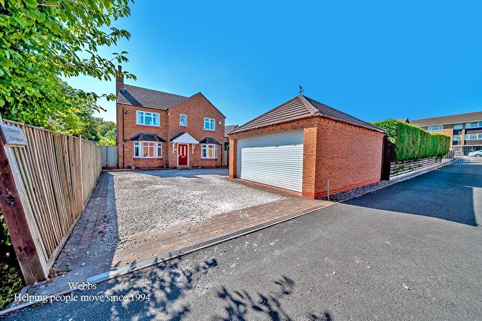4 Bedroom Detached House For Sale In Littlewood Lane, Walsall, WS6