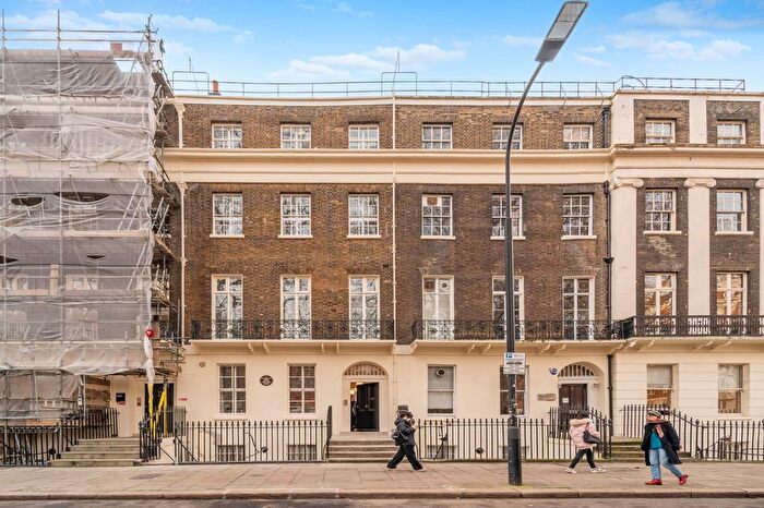 2 Bedroom Flat To Rent In Tavistock Square, St Pancras, WC1H