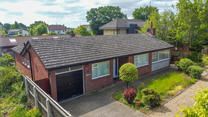 3 Bedroom Bungalow To Rent In Plymyard Avenue, Bromborough, Wirral, CH62