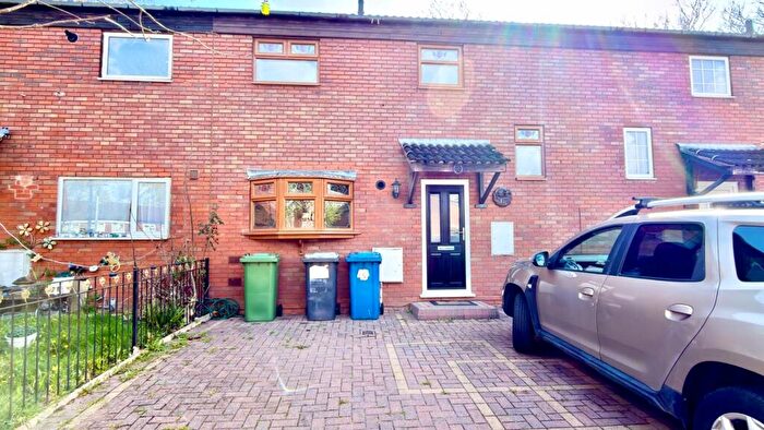 3 Bedroom Terraced House To Rent In Milburn, Wilnecote, B77