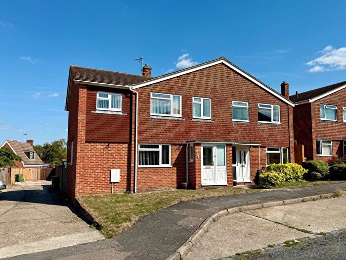 4 Bedroom Semi-Detached House For Sale In Field Gardens, East Challow, Wantage, Oxfordshire, OX12