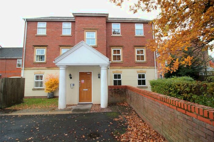 2 Bedroom Apartment To Rent In Trundalls Lane, Shirley, Solihull, B90