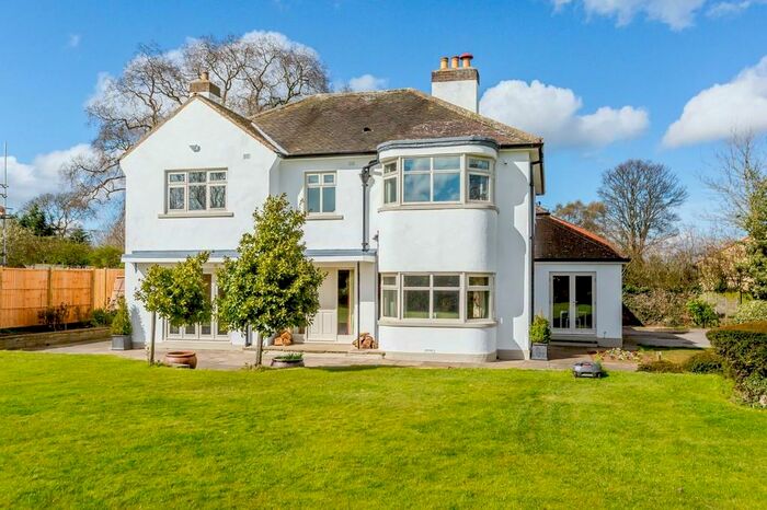 5 Bedroom Detached House For Sale In Coldhill Lane, Saxton, Tadcaster, LS24