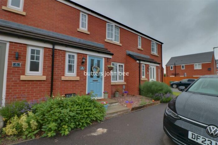 3 Bedroom Detached House To Rent In Teasel Close, CW11