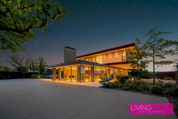 7 Bedroom Detached House To Rent In Wagon Road, Hadley Wood, EN4