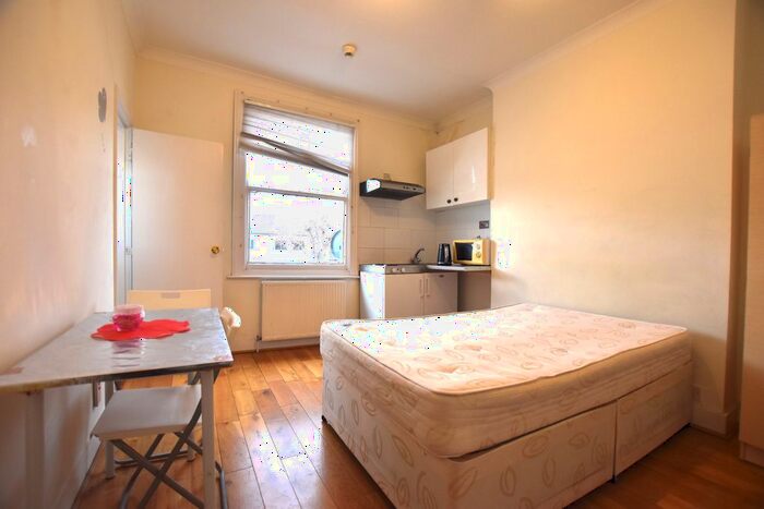 Studio To Rent In St. Stephens Avenue, London, W12
