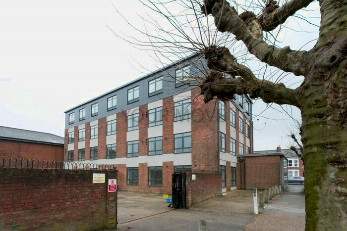 1 Bedroom Flat To Rent In High Road, North Finchley, London N12