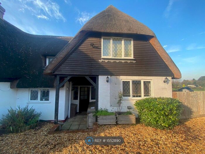 Studio To Rent In Ringwood Road, Avon, Christchurch, BH23