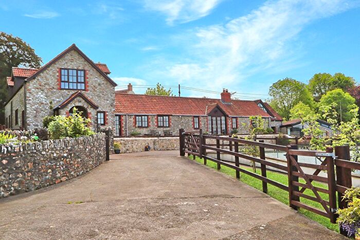 6 Bedroom Equestrian Property For Sale In Buckland St. Mary, Taunton, Somerset, TA20