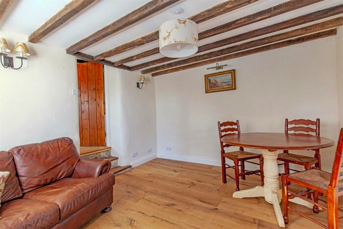 2 Bedroom Cottage For Sale In Middleton-By-Youlgrave, Bakewell, DE45