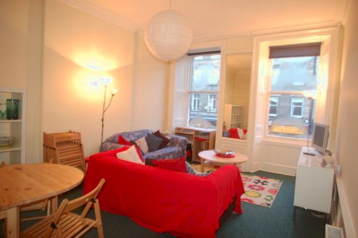 4 Bedroom Flat To Rent In Clerk Street, Edinburgh, EH8