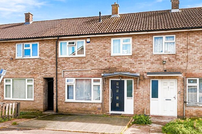 3 Bedroom Terraced House For Sale In Sycamore Road, Houghton Regis, LU5