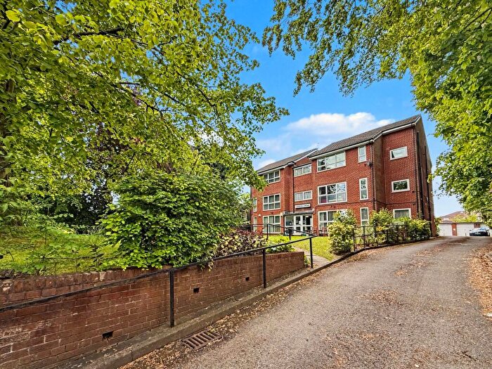 2 Bedroom Flat For Sale In Middleton Road, Lomond Lodge, M8
