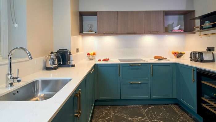 2 Bedroom Flat To Rent In Hyde Park Gate, Kensington, SW7