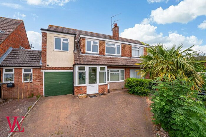 5 Bedroom Semi-Detached House For Sale In Garden Fields, Stebbing, CM6