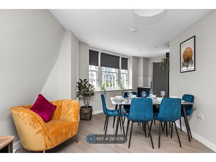 2 Bedroom Flat To Rent In Richmond Place, Brighton, BN2