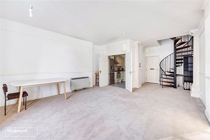 1 Bedroom Flat To Rent In Devonhurst Place, Heathfield Terrace, London, W4