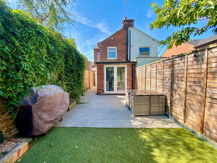 2 Bedroom House To Rent In Eddy Street, Berkhamsted, HP4