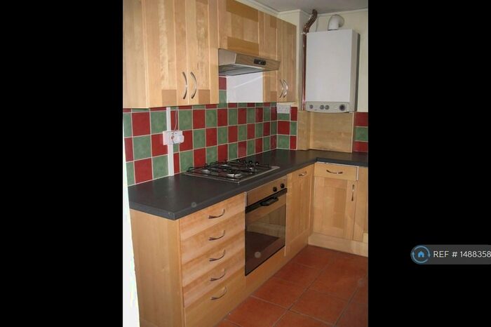 2 Bedroom Terraced House To Rent In Melbourne Place, Devizes, SN10