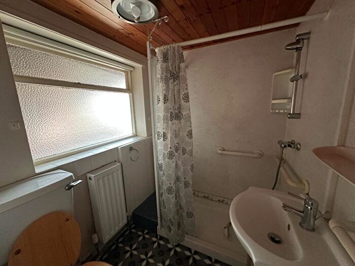 2 Bedroom Terraced House For Sale In Ashcroft Road, Gainsborough, Lincolnshire, DN21